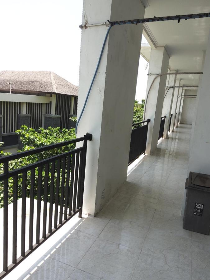 Ketapang Guesthouse Echo Beach Canggu Ngoại thất bức ảnh